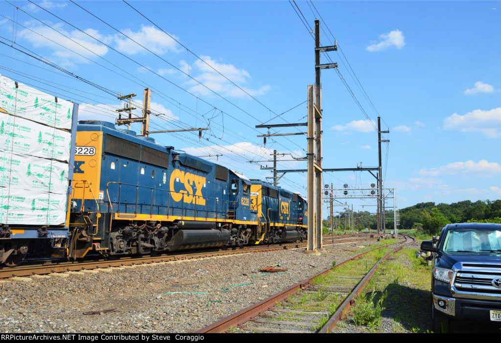 CSX 4405 & CSX 6228